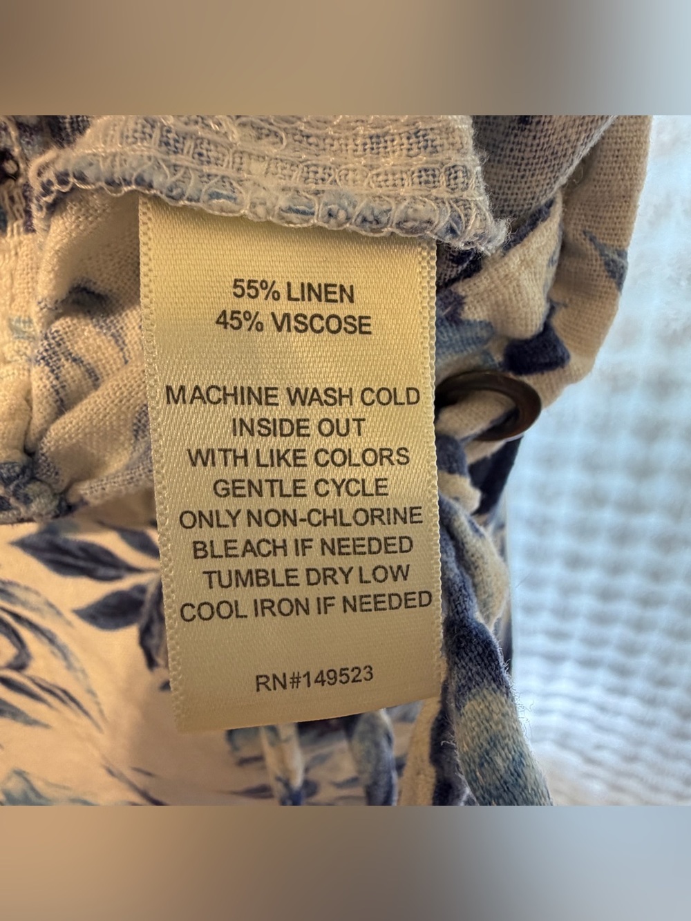 NWT Alexander Jordan Living and Linen Women’s Floral Print Capri Pants Size XL - Picture 4 of 7
